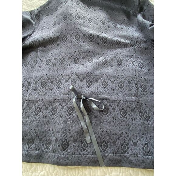 J. Jill Blue Silk Blend Geometric Cropped Blazer Size Medium Casual Formal - Picture 10 of 11